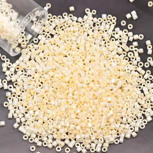 Perle de rocaille 11/0 blanc crème (ø 2 mm)