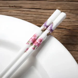 Ensemble de baguettes japonaises motif papillon