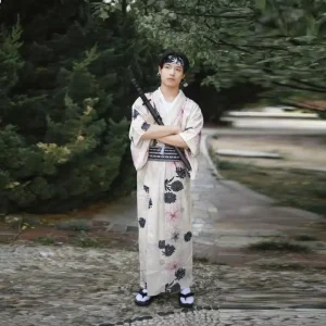 Kimono homme fleuri beige